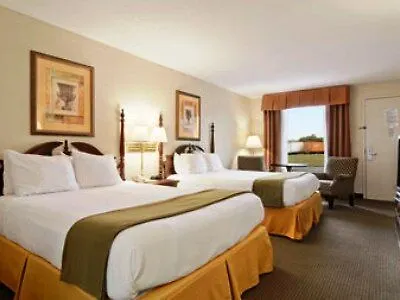 Days Inn By Wyndham Metter Room photo